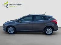 Używany Ford Focus Titanium 125 KM (91 kW) 2013 Brązowy Sedan/Limuzyna