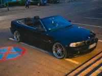 Gebraucht BMW 320 Cabriolet 170 PS (125 kW) 2001 Schwarz Cabrio