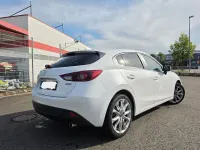 Gebraucht Mazda 3 Sports-Line 120 PS (88 kW) 2014 Weiß Limousine