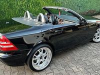 Gebraucht Mercedes SLK320 218 PS (160 kW) 2002 Schwarz Cabrio