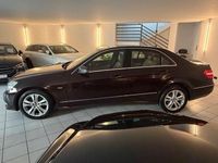 Gebraucht Mercedes E250 204 PS (150 kW) 2009 Braun Limousine
