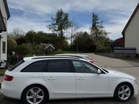 Używany Audi A4 Ambition 143 KM (105 kW) 2012 Biały Kombi