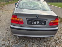 Gebraucht BMW 318 143 PS (105 kW) 2004 Limousine