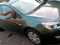 Gebraucht Opel Astra 87 PS (63 kW) 2010 Grün Kombi