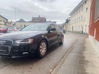 gebraucht Audi A4 Avant S line Sportpaket / plus /Navi