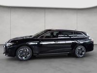 Gebraucht VW Passat Elegance 204 PS (150 kW) 2025 Schwarz Kombi