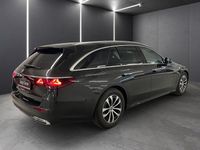 Gebraucht Mercedes E220 Avantgarde 197 PS (144 kW) 2025 Grau Limousine