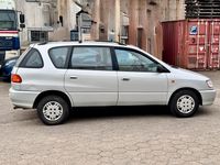 Gebraucht Toyota Picnic 90 PS (66 kW) 1998 Silber Van / Kleinbus