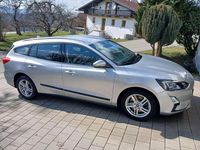 Gebraucht Ford Focus Cool & Connect 120 PS (88 kW) 2020 Silber Kombi