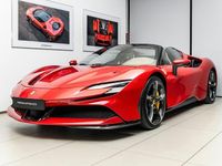 Gebraucht Ferrari SF90 779 PS (572 kW) 2025 Rot Cabrio