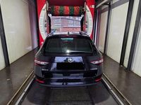 Gebraucht Skoda Superb 150 PS (110 kW) 2016 Schwarz Kombi