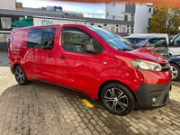 Gebraucht Toyota Proace Comfort 116 PS (85 kW) 2017 Rot Van / Kleinbus