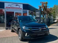 Gebraucht VW T-Roc R-line 150 PS (110 kW) 2023 Deep black perleffekt SUV