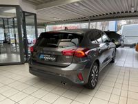 gebraucht Ford Focus Titanium X EcoBoost MHEV Autom. neues Mod.