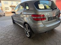 Gebraucht Mercedes B170 116 PS (85 kW) 2006 Grau Van / Kleinbus