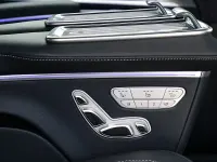 Gebraucht Mercedes V300 237 PS (174 kW) 2025 Weiß Van / Kleinbus