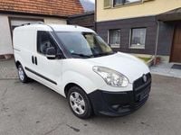 Gebraucht Fiat Doblò Basis 90 PS (66 kW) 2012 Colore esterno (weiß) Van / Kleinbus