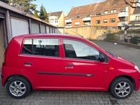 Gebraucht Daihatsu Cuore 58 PS (42 kW) 2003 Rot Kleinwagen