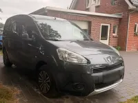 Gebraucht Peugeot Partner Tepee 114 PS (83 kW) 2013 Grau Van / Kleinbus