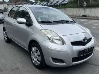 Gebraucht Toyota Yaris 69 PS (50 kW) 2009 Grau Kleinwagen