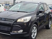 Gebraucht Ford Kuga Trend 120 PS (88 kW) 2015 Schwarz SUV