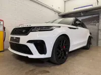 Gebraucht Land Rover Range Rover Velar SVAutobiography Dynamic Black 551 PS (405 kW) 2019 Weiß SUV