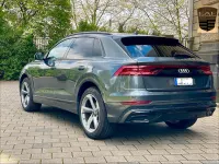 Gebraucht Audi Q8 S-Line 286 PS (210 kW) 2019 Daytonagrau perleffekt SUV
