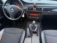Gebraucht BMW 320 173 PS (127 kW) 2009 Limousine