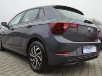 Gebraucht VW Polo Life 95 PS (69 kW) 2024 Grau Limousine