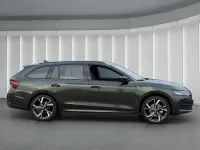 Gebraucht Skoda Octavia SportLine 150 PS (110 kW) 2026 Dunkelgruen Kombi