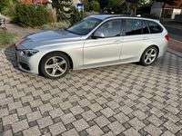 Gebraucht BMW 320 Advantage 163 PS (119 kW) 2017 Silber Kombi