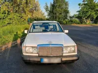 Gebraucht Mercedes 200 105 PS (77 kW) 1988 Weiß Limousine