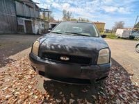 Second-hand Ford Fusion 68 CP (50 kW) 2004 Albastru Hatchback
