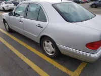 Gebraucht Mercedes E200 136 PS (100 kW) 1999 Silber Limousine