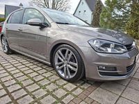 Second-hand VW Golf VII LOUNGE 125 CP (91 kW) 2015 Verde Hatchback