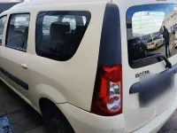Second-hand Dacia Logan 84 CP (61 kW) 2010 Andere farben Break