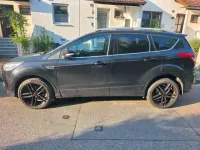 Gebraucht Ford Kuga Trend 179 PS (131 kW) 2015 Schwarz SUV