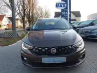 Usado Fiat Tipo Easy 95 CV (69 kW) 2018 Marrón Berlina