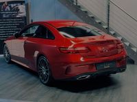 Gebraucht Mercedes E220 AMG 194 PS (142 kW) 2017 Rot Coupé