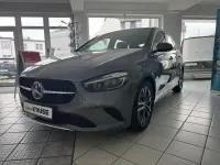 Gebraucht Mercedes B180 Advanced Plus 150 PS (110 kW) 2025 Mountaingrau  met. Van / Kleinbus