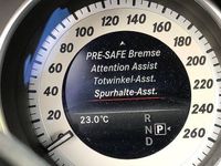 Gebraucht Mercedes E250 Avantgarde 204 PS (150 kW) 2015 Grau Kombi