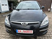 gebraucht Hyundai i30 cw Classic 1,6 TÜV 10/2025