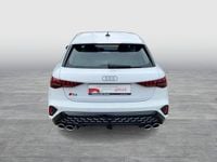 Gebraucht Audi S3 Ambiente 333 PS (244 kW) 2024 Gletscherweiß metallic Limousine
