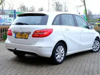 Gebraucht Mercedes B180 Ambition 122 PS (89 kW) 2014 Weiß Kleinwagen