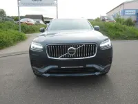 Gebraucht Volvo XC90 Momentum 235 PS (172 kW) 2020 Blau SUV