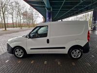 Gebraucht Opel Combo Selection 95 PS (69 kW) 2015 Weiß Van / Kleinbus