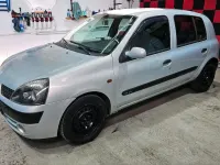 Second-hand Renault Clio II 75 CP (55 kW) 2002 Gri Hatchback