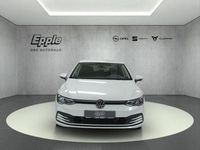 Gebraucht VW Golf VIII Life 131 PS (96 kW) 2024 Weiss Limousine