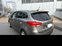 Gebraucht Kia Carens Spirit 136 PS (100 kW) 2014 Silber Van / Kleinbus