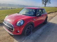 Gebraucht Mini ONE 102 PS (75 kW) 2019 Chili red Kleinwagen